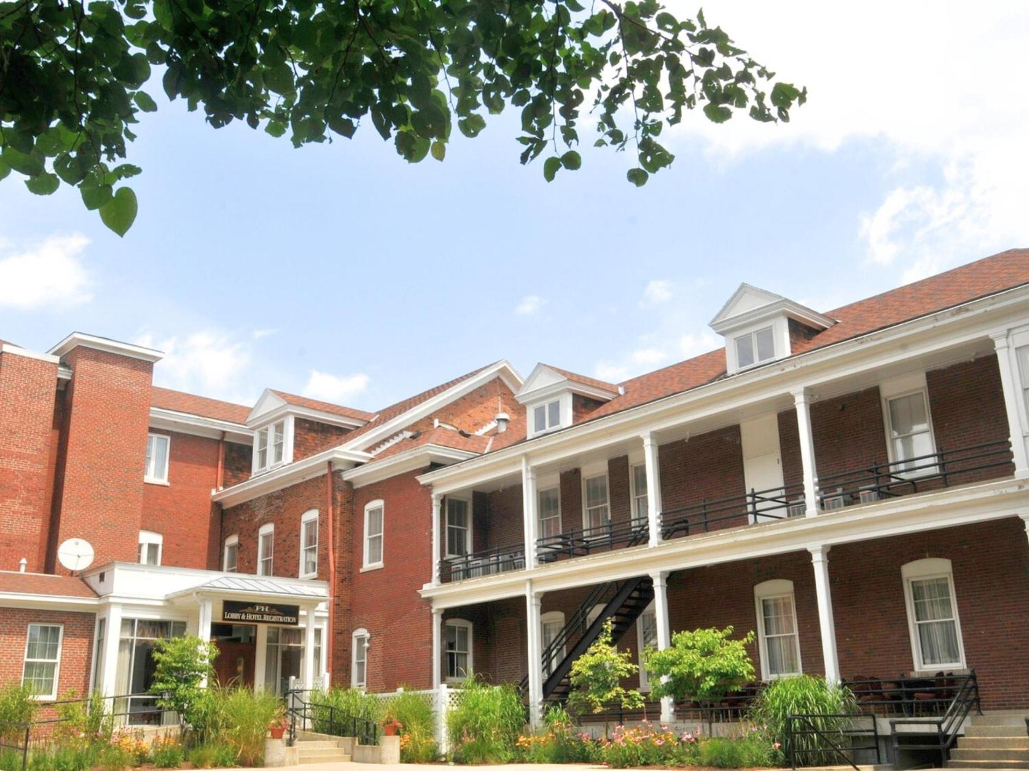 Fort Harrison State Park Inn إنديانابوليس المظهر الخارجي الصورة